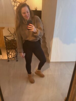 Petra Nesvačilová Instagram - ❤️⛷️🚠🚡🎿🏔️ 2800 m.n.m. miluju! Zima! Hory! Sníh! Miluju!
