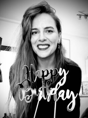 Petra Nesvačilová Instagram - Awwwww! Děkuji mooooc za krásná přání✨ moje narozeniny jsou tu 🙏❤️❤️❤️🙏miluju to! ❤️40 let ❤️ je to skvělý! Děkuji a líbám💋💋💋 Happy birthday to me💝💝💝