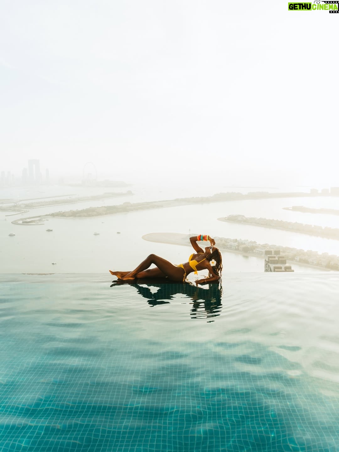 Phina - 50.5K Likes - This view? Pure Aura👙.. @auraskypool.dubai 

“DAY 1”
Msukuma nikizurura Dubai..,Nimejikuta kwenye pool floor ya hamsini, one of the highest “360” infinity pools.

Waoga wa “heights”, tungetoboa hapa? (Mwenyewe nilkua nahenya🤣), 

Kuwa uyaone, wahenga hawaamini😂🙌🏻…

@visitdubai.af #visitdubai#phinawashere

📸 @innostuart