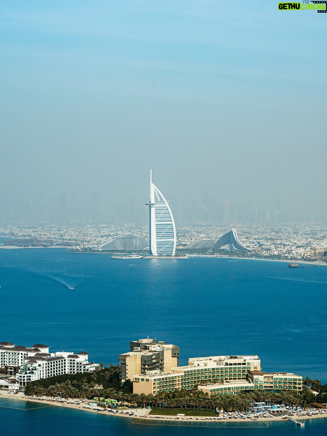 Phina - 50.5K Likes - This view? Pure Aura👙.. @auraskypool.dubai 

“DAY 1”
Msukuma nikizurura Dubai..,Nimejikuta kwenye pool floor ya hamsini, one of the highest “360” infinity pools.

Waoga wa “heights”, tungetoboa hapa? (Mwenyewe nilkua nahenya🤣), 

Kuwa uyaone, wahenga hawaamini😂🙌🏻…

@visitdubai.af #visitdubai#phinawashere

📸 @innostuart