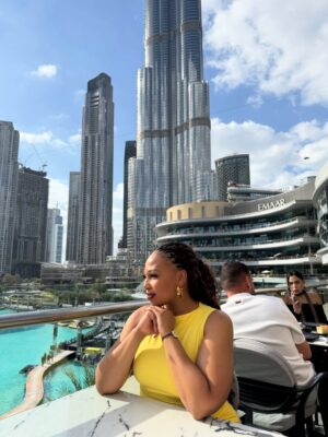 Phindile Gwala Instagram - Having the best life in Dubai with my very own @belindagwala ❤️❤️ Food is amazing so far, judging by my reaction ku-slide 7🤣🤣🤣