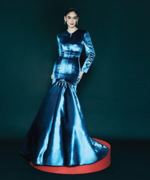 Pia Wurtzbach Instagram - New Beginnings ❤️ @harpersbazaarserbia

@schiaparelli @georgeshobeika #BvlgariPartner