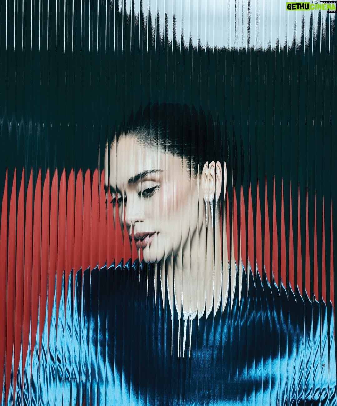 Pia Wurtzbach - 135.8K Likes - New Beginnings ❤️ @harpersbazaarserbia

@schiaparelli @georgeshobeika #BvlgariPartner