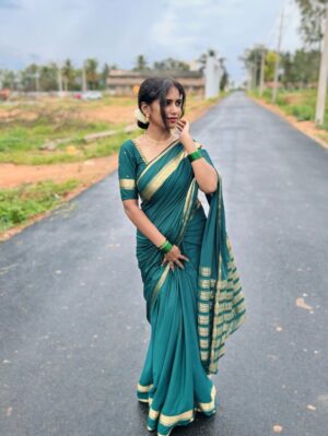 Pinky Gowda Instagram - ಹ್ಯಾಪಿ ಹಬ್ಬ🌸🤎
#pinkygowda6 #brosprincess6 #explore #foryou