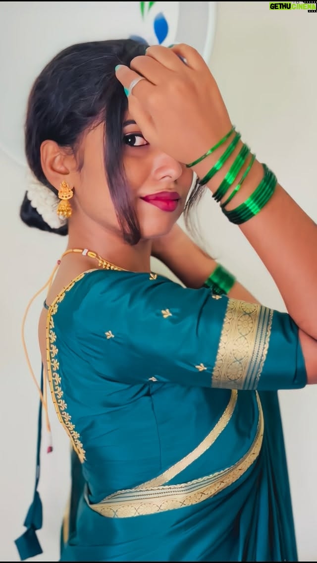 Pinky Gowda - 14.9K Likes - 💚
#brosprincess6 #pinkygowda6 #explore #kannadasongs #reelkarofeelkaro #reelitfeelit #foryou
