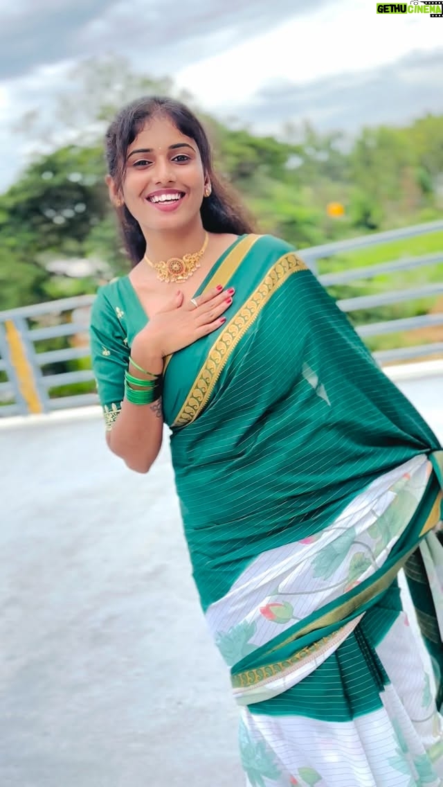 Pinky Gowda - 2.3K Likes - Follow @bros__princess_6 
#brosprincess6 #pinkygowda6 #explore #kannadasongs #reelkarofeelkaro #reelitfeelit #foryou