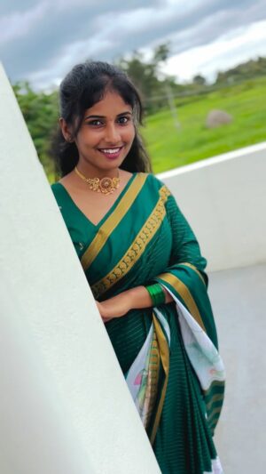 Pinky Gowda Instagram - Follow @bros__princess_6 
#brosprincess6 #pinkygowda6 #explore #kannadasongs #reelkarofeelkaro #reelitfeelit #foryou