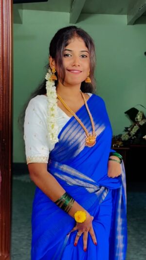 Pinky Gowda Instagram - Follow @bros__princess_6 
#brosprincess6 #pinkygowda6 #explore #kannadasongs #reelkarofeelkaro #reelitfeelit #foryou