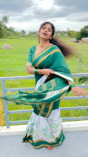 Pinky Gowda Instagram - Follow @bros__princess_6 
#brosprincess6 #pinkygowda6 #explore #kannadasongs #reelkarofeelkaro #reelitfeelit #foryou