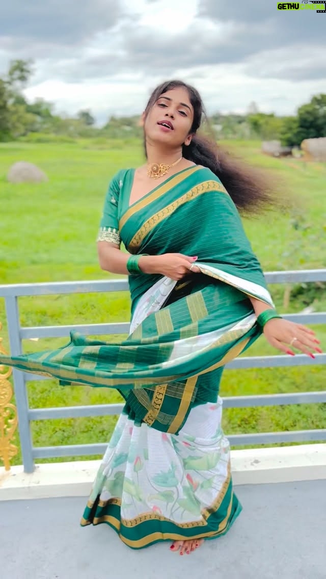 Pinky Gowda - 3.6K Likes - Follow @bros__princess_6 
#brosprincess6 #pinkygowda6 #explore #kannadasongs #reelkarofeelkaro #reelitfeelit #foryou