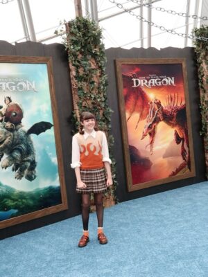 Piper Rubio Instagram - If this day was a dream please don’t wake me up!!🐉
I cried when I saw my favorite dragon filled island come to life on the big screen as a live action film. Truly a breathtaking experience, and still at a loss for words. 

Thank you so much @httydragon @universalpictures @dreamworks for having me!! I have always been such a huge fan of the franchise and this film blasted all expectations through the roof and into the clouds!!!💥

JUNE 13TH YA’LL JUNE 13TH!!!!! #HowToTrainYourDragon