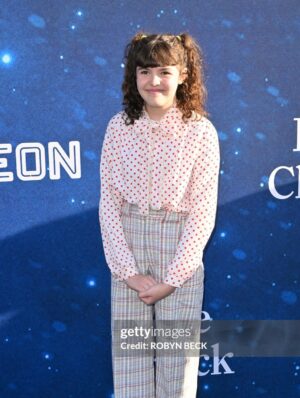 Piper Rubio Instagram - Grab your loved ones and dance your way to the theatre to experience ✨The Life Of Chuck✨ 

In select theatres tomorrow and everywhere 6/13

Thank you so much @flanaganfilm for having me at the premiere!! This film is a true gift to the world🌎