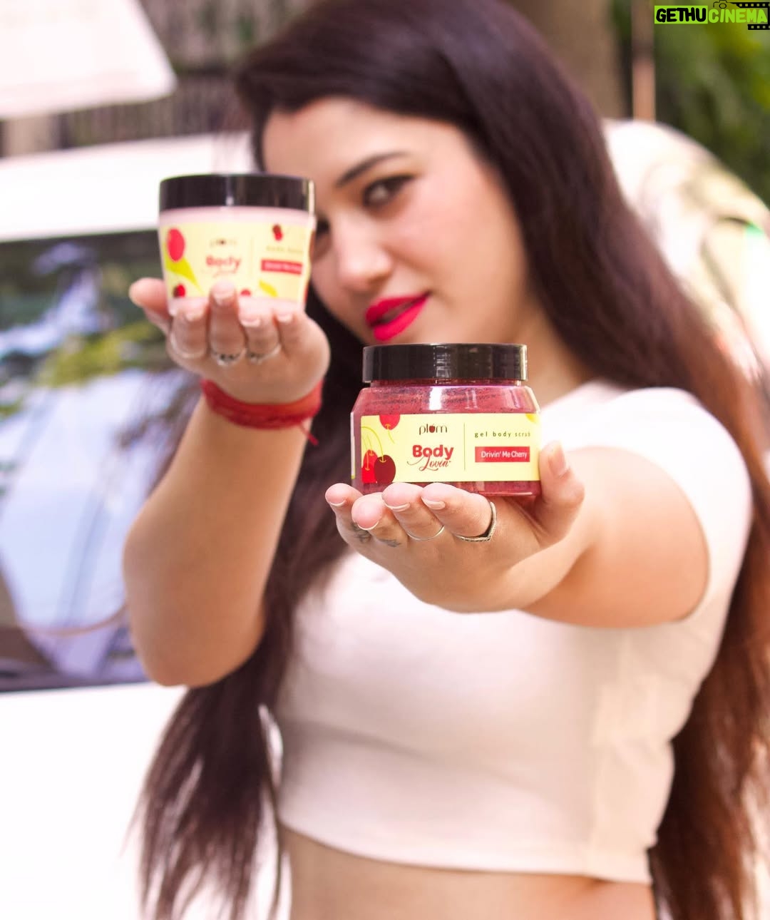 Piya Mangat Choudhary - 6.8K Likes - You: cherry -licious butterin?

Your body: Hell yeah!😊

Imagine Yummy Sweet Cherries in a rich, creamy body butter..now experience it with the shea butter, brazil nut oil & sweet cherries infused Drivin' Me cherry Body Butter. Add in to the fruity frenzy with the Drivin' Me Cherry Gel Body Scrub which leaves your body feelin' oh so smooth! First Scrub, then whip up that butter on your fab body! 

The product I have with me are
Plum BodyLovin' Drivin' Me Cherry Body Butter- A fruity, buttery body butter with shea butter & sweet cherries for soft, supple skin!

Plum BodyLovin' Deivin' Me Cherry Gel Body Scrub - A gel body scrub with biodegradable cellulose beads to give your skin all the scrubin' it needs! 
Cgerry up, buttercup!

To find out more about these yummy plums & for loads of fun & sass, follow @plumbodylovin

Shop your pics of this indian brand at www.plumgoodness.com, Naykaa, Amazon or purplle!

#VocalForLocal #PlumBodyLovin #JudgementFree #LoveEveryInch #ShowerGel #BodyLotion #BodyMist #BodyPositivity #BathanBody #BodyCare #PlumGoodness #Opareviews #opagirl