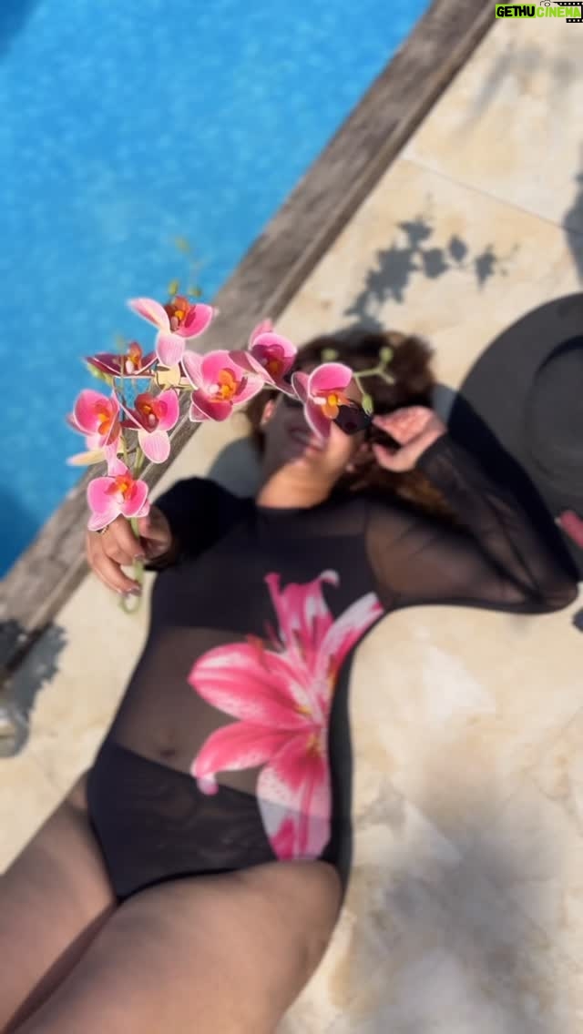 Pooja Chen - 2.7K Likes - Let’s just end the year reading, floating, doing absolutely nothing — perfectly ✨🌲🌊⛱️

Swimwear @organizedchaos.studio 
📍 @mawiinfinittyvilla 

[ swimwear, holiday season, pool days, slow life, luxury escapes, travel, black swimsuit, leisure, end of 2025 ]