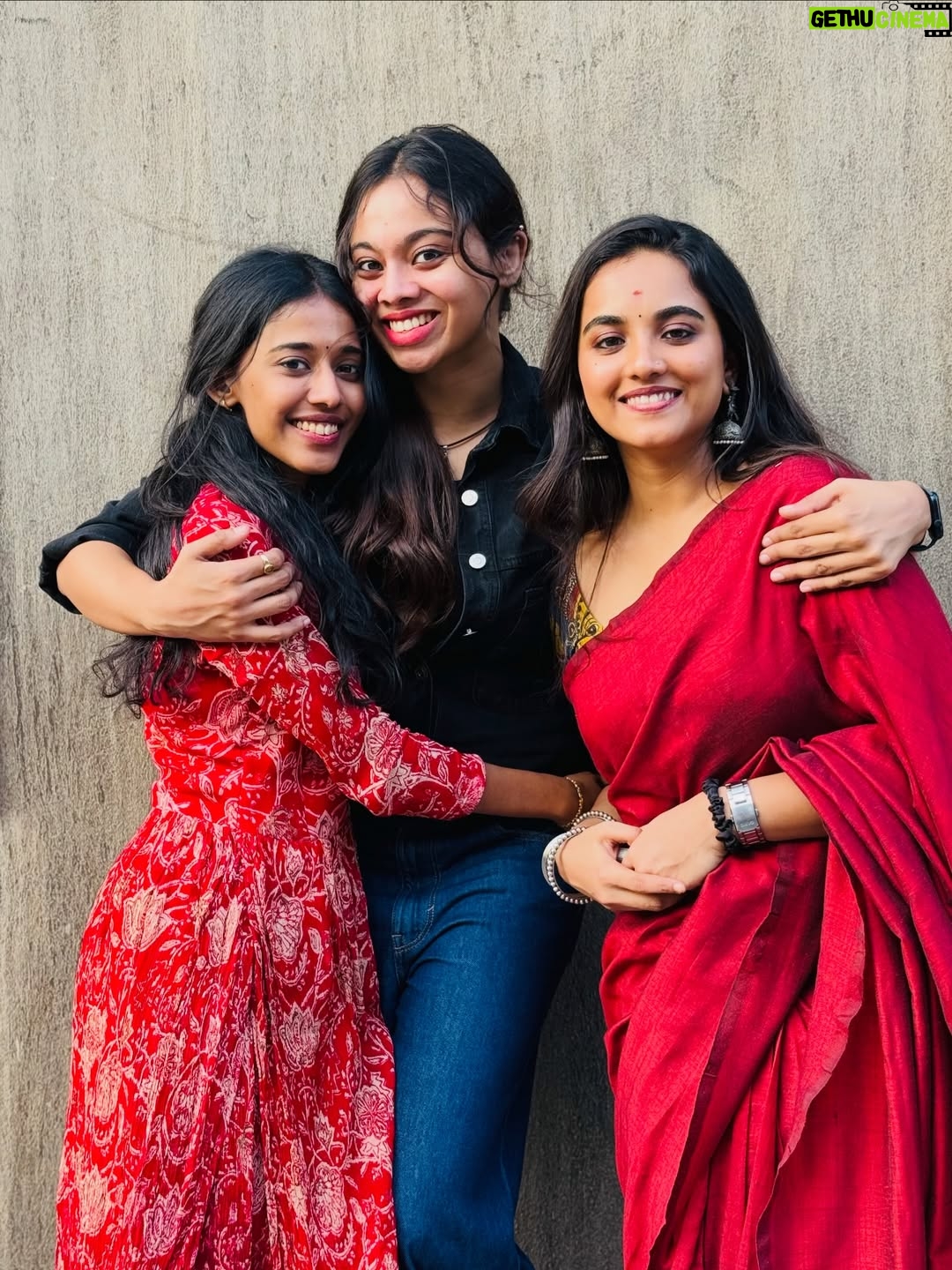 Pooja Shanka - 159.9K Likes - My Amma will be happy to see this post 🦋♥️😍