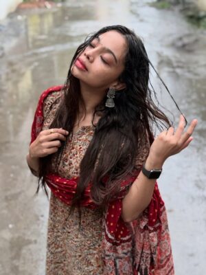 Pooja Shanka Instagram - This Saturday is all about chasing puddles 🌧️🤍