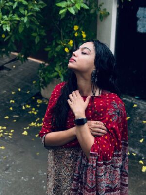 Pooja Shanka Instagram - This Saturday is all about chasing puddles 🌧️🤍
