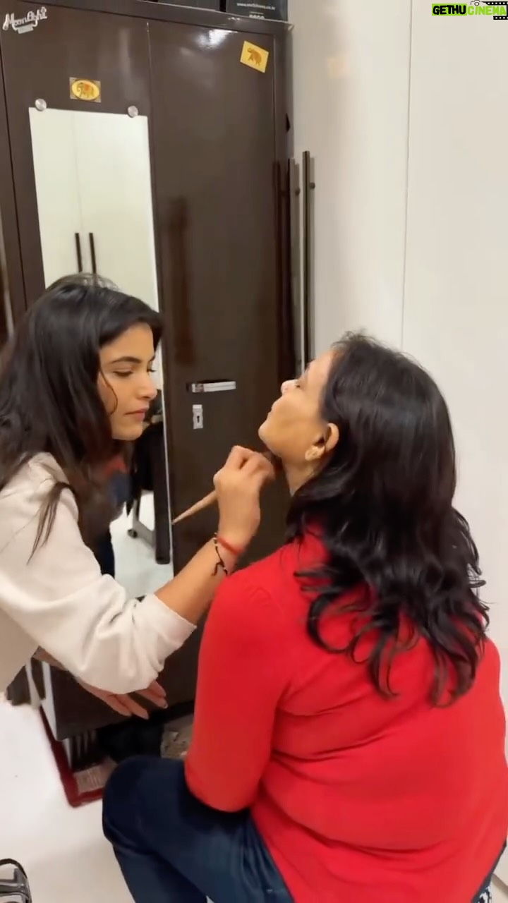Poonam Arjun Rawat - 4.8K Likes - Beti 🥰

#maabeti #makeup #trending