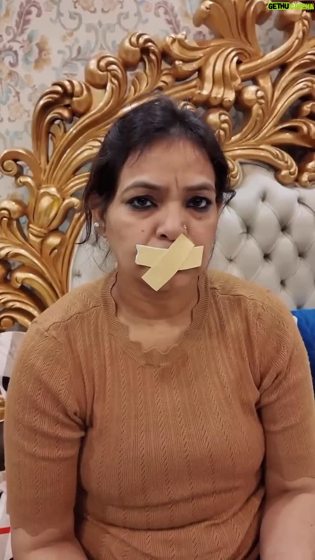 Poonam Arjun Rawat - 3.6K Likes - Aise kon karta hai 🥲😅

#relatable #trending #desi #bhammukiduniya