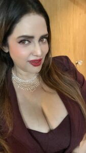 Actress Poonam Jhawer HD Photos and Wallpapers December 2025