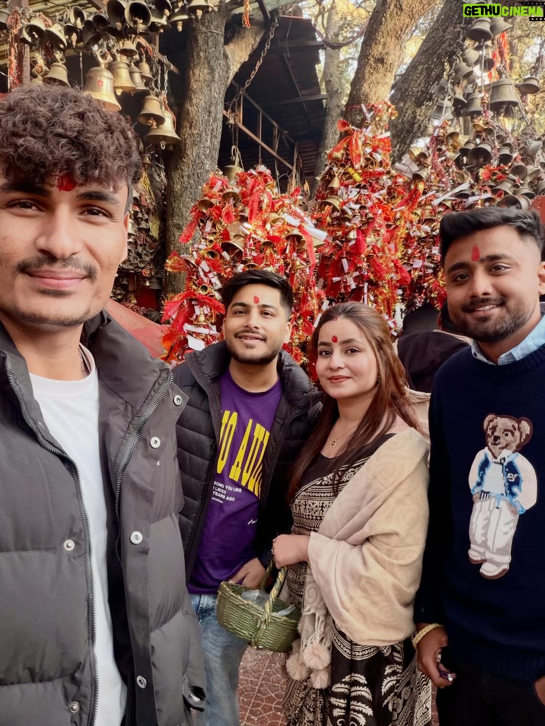 Poonam Raheja - 18.1K Likes - Calm mind. Pure soul. Positive vibes 🌿

#PositiveVibes
#SpiritualThoughts
#DivineEnergy
#InnerPeace
#FaithOverFear
GratitudeDaily
PeacefulMind
GoodEnergyOnly
SoulVibes
TrustTheUniverse