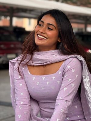 Poornima Ravi Instagram - Chirikalle Penne Kalyaani 💜