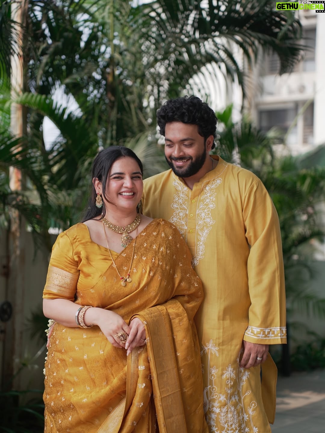 Prableen Kaur Bhomrah - 37.4K Likes - Satyanarayan Katha for our new home🧿🧡

PKB’s outfit @kalkifashion 
Rahul’s outfit @houseofkari.in