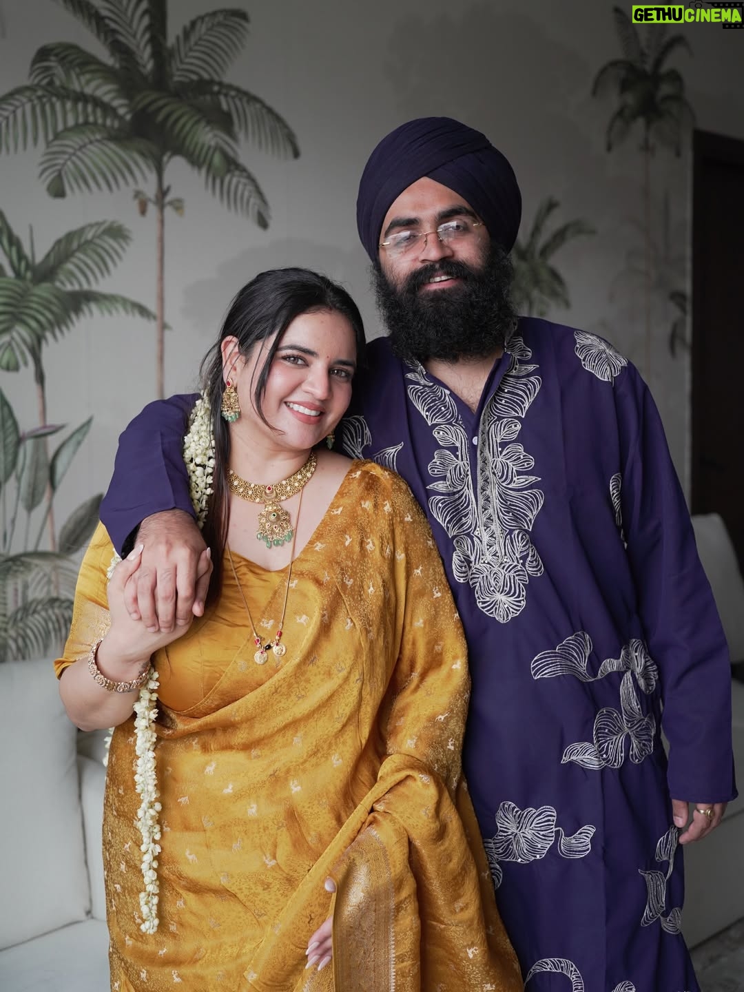 Prableen Kaur Bhomrah - 37.4K Likes - Satyanarayan Katha for our new home🧿🧡

PKB’s outfit @kalkifashion 
Rahul’s outfit @houseofkari.in