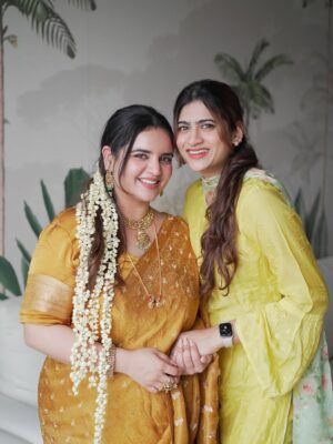 Prableen Kaur Bhomrah Instagram - Satyanarayan Katha for our new home🧿🧡
PKB’s outfit @kalkifashion
Rahul’s outfit @houseofkari.in