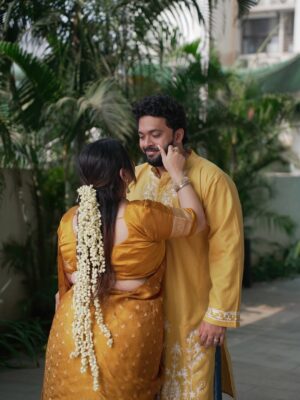 Prableen Kaur Bhomrah Instagram - Satyanarayan Katha for our new home🧿🧡
PKB’s outfit @kalkifashion
Rahul’s outfit @houseofkari.in