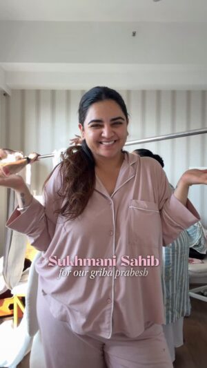 Prableen Kaur Bhomrah Instagram - OUR grah pravesh sukhmani sahib day 🥹✨
@hudabeauty ‘s Concealer sugar biscuit
@maybelline_ind ‘s foundation 128
@rarebeauty ‘s powder blush happy
@patmcgrathreal ‘s mascara
@maybelline @maybelline_ind ‘s lifter liner 06
@lakmeindia ‘s lipstick vacation nude