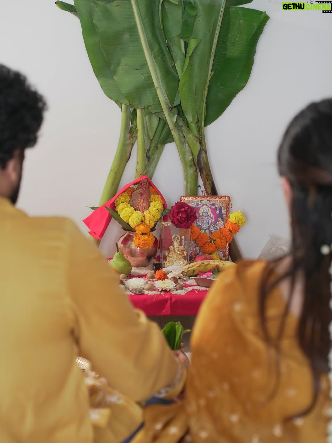 Prableen Kaur Bhomrah - 37.4K Likes - Satyanarayan Katha for our new home🧿🧡

PKB’s outfit @kalkifashion 
Rahul’s outfit @houseofkari.in