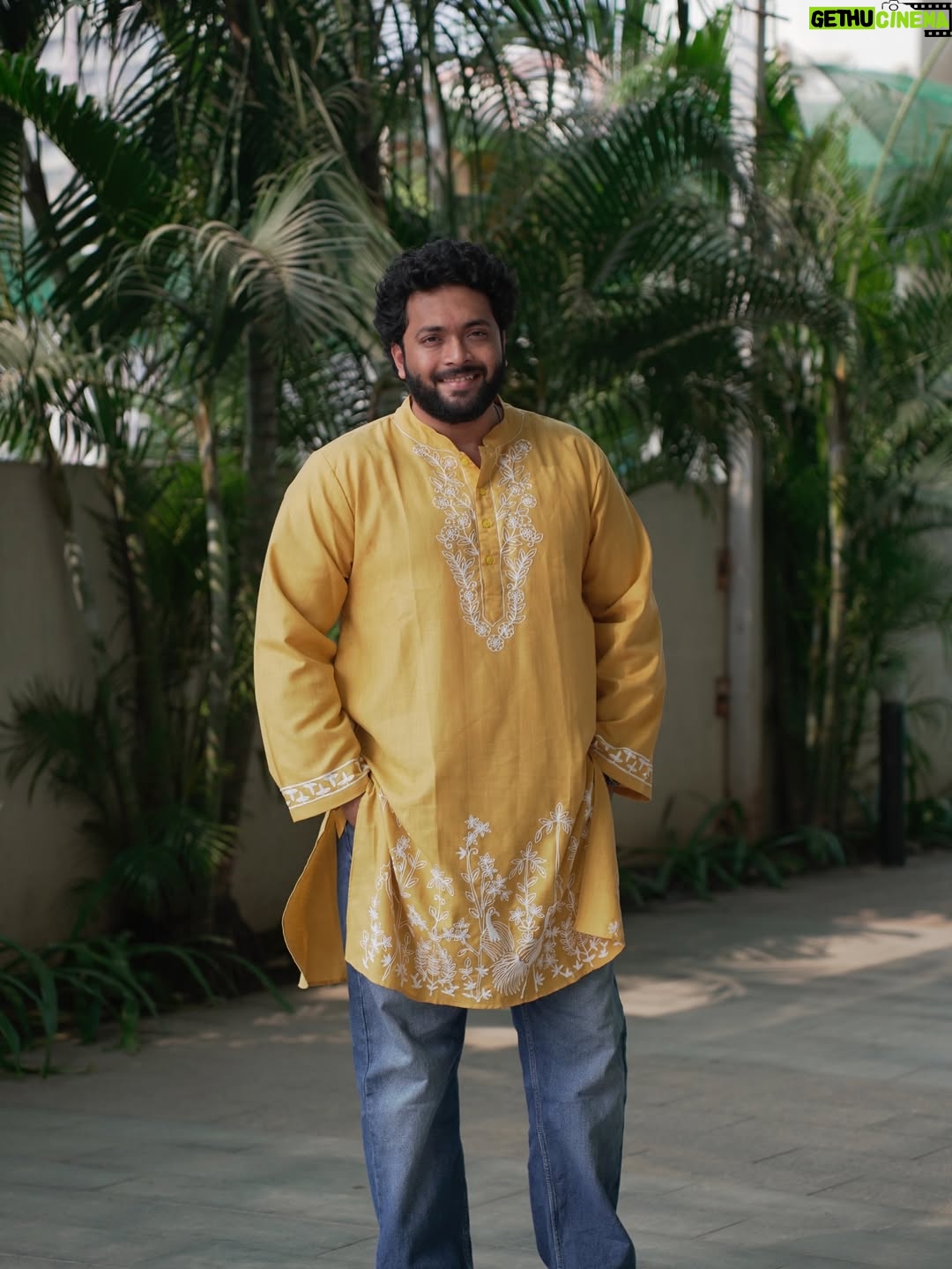 Prableen Kaur Bhomrah - 37.4K Likes - Satyanarayan Katha for our new home🧿🧡

PKB’s outfit @kalkifashion 
Rahul’s outfit @houseofkari.in