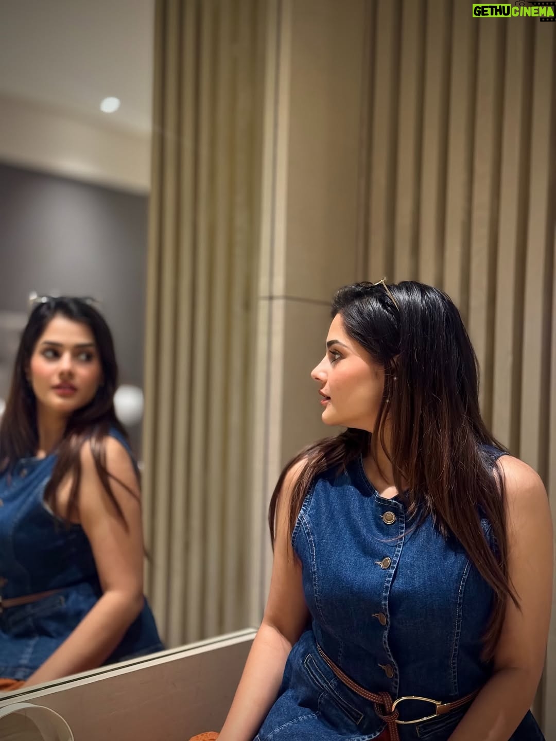 Pragati Tiwari - 165.9K Likes - Senorita..!!