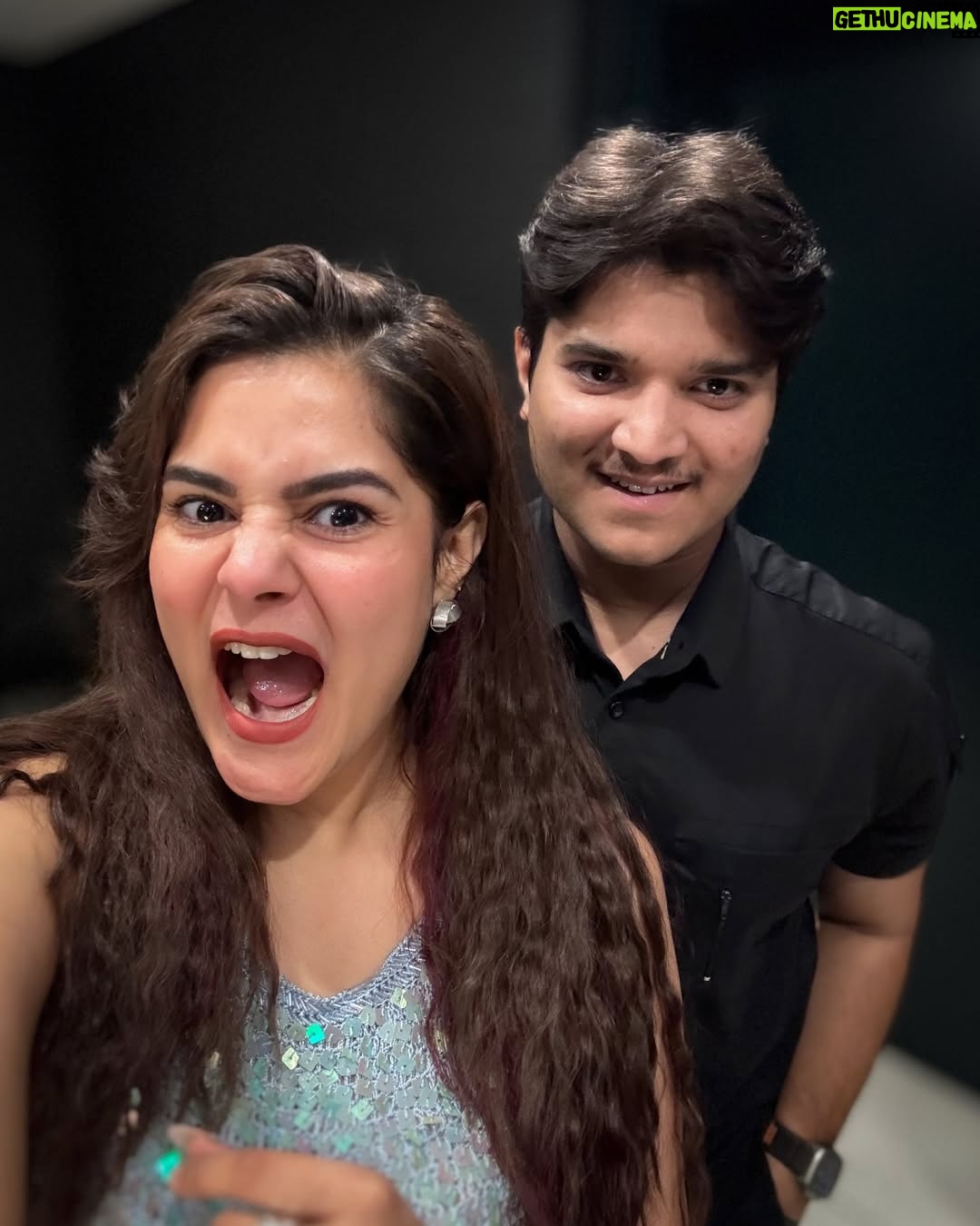 Pragati Tiwari - 220.6K Likes - BROSIS- Crazy siblings to remember! 😻

@i.am.pragati @themridul_ 

#themridul #pragati #brosis