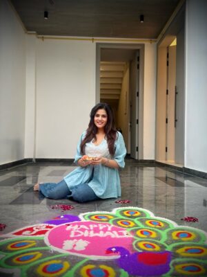Pragati Tiwari Instagram - Diwali 2025 🪔✨
#diwali #love