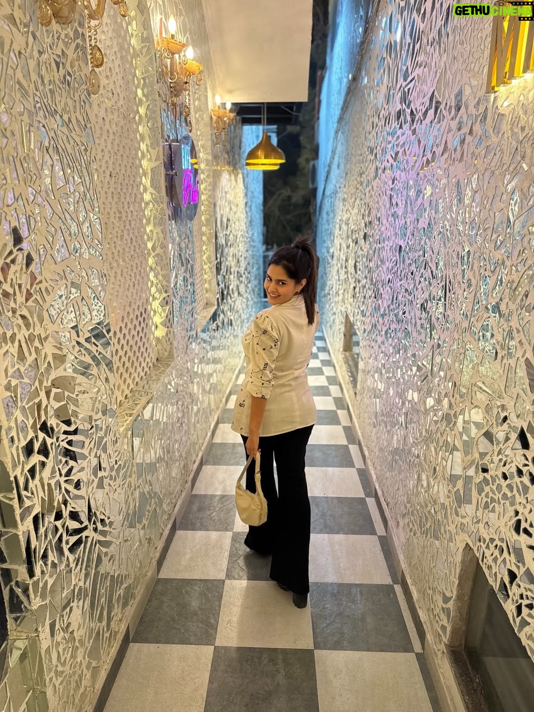 Pragati Tiwari - 233.7K Likes - Hmmmm….✨