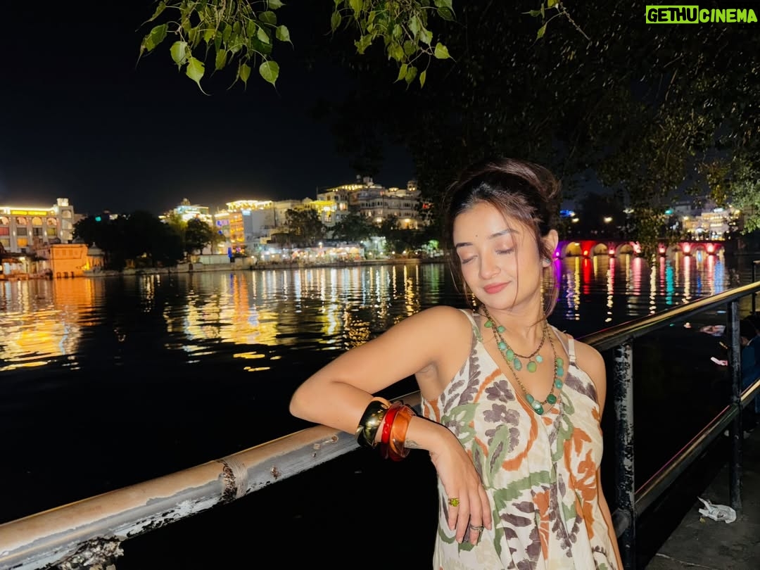 Pranjali Singh - 1.8K Likes - Random Photo dump from udaipur because I am still not over it 
The 12th picture is the mood guys 🐨
Also we are drinking appyfiz mumma