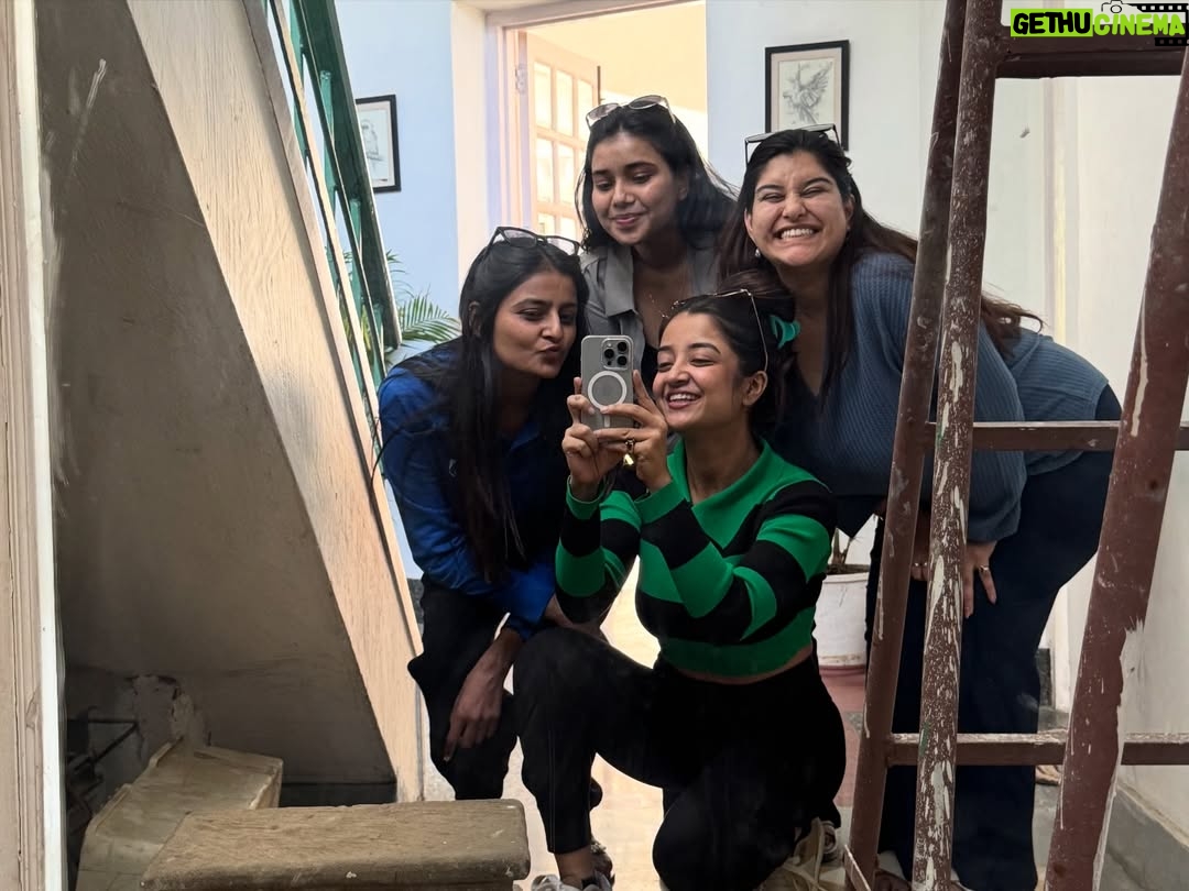 Pranjali Singh - 1.8K Likes - Random Photo dump from udaipur because I am still not over it 
The 12th picture is the mood guys 🐨
Also we are drinking appyfiz mumma