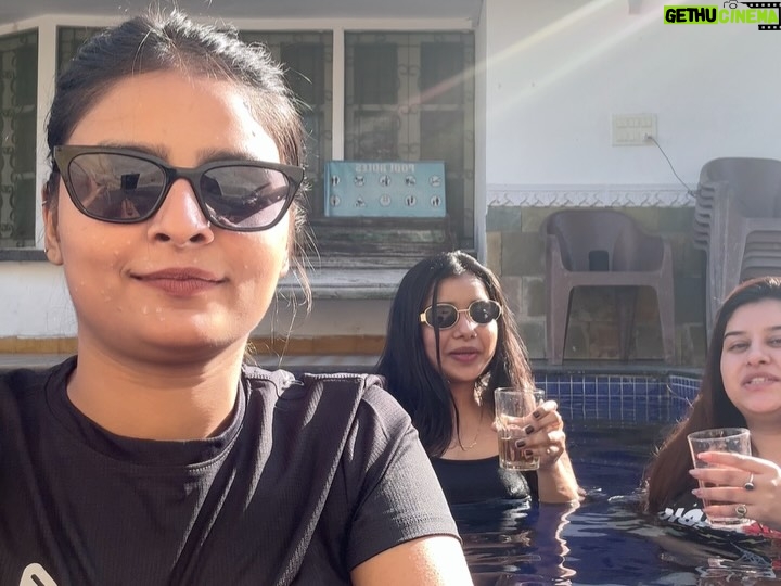 Pranjali Singh - 1.8K Likes - Random Photo dump from udaipur because I am still not over it 
The 12th picture is the mood guys 🐨
Also we are drinking appyfiz mumma