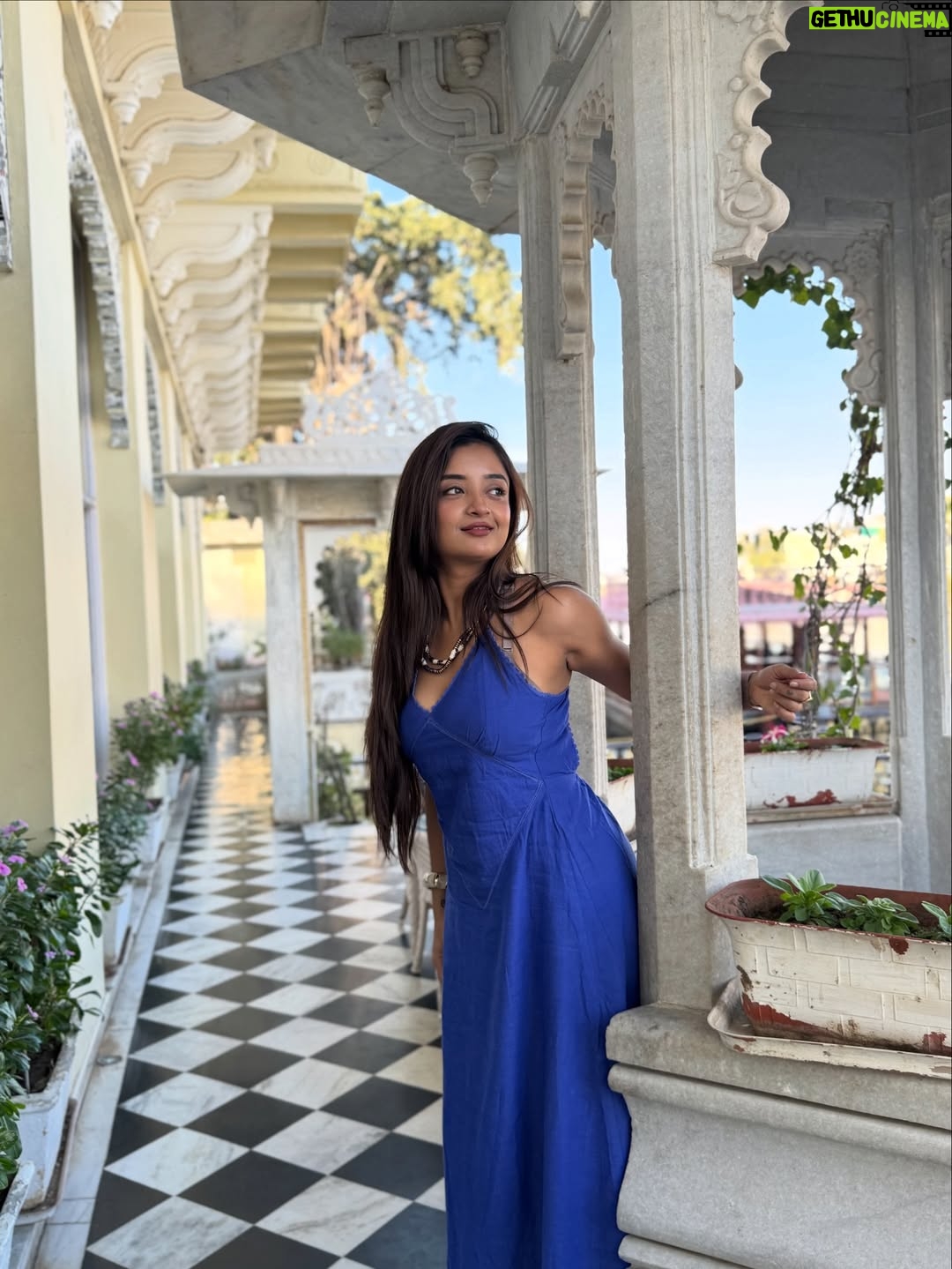 Pranjali Singh - 5.4K Likes - 🧿✨

[mood, udaipur, throwback, instapost, portraits]
#outdoor #udaipur #portraits #daylight #bluedress