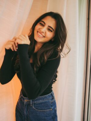 Preethi Asrani Instagram - 🐚
.
.
📸: @portraitsbylokesh