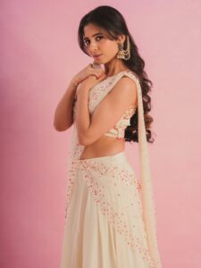 Actress Preethi Asrani HD Photos and Wallpapers December 2025