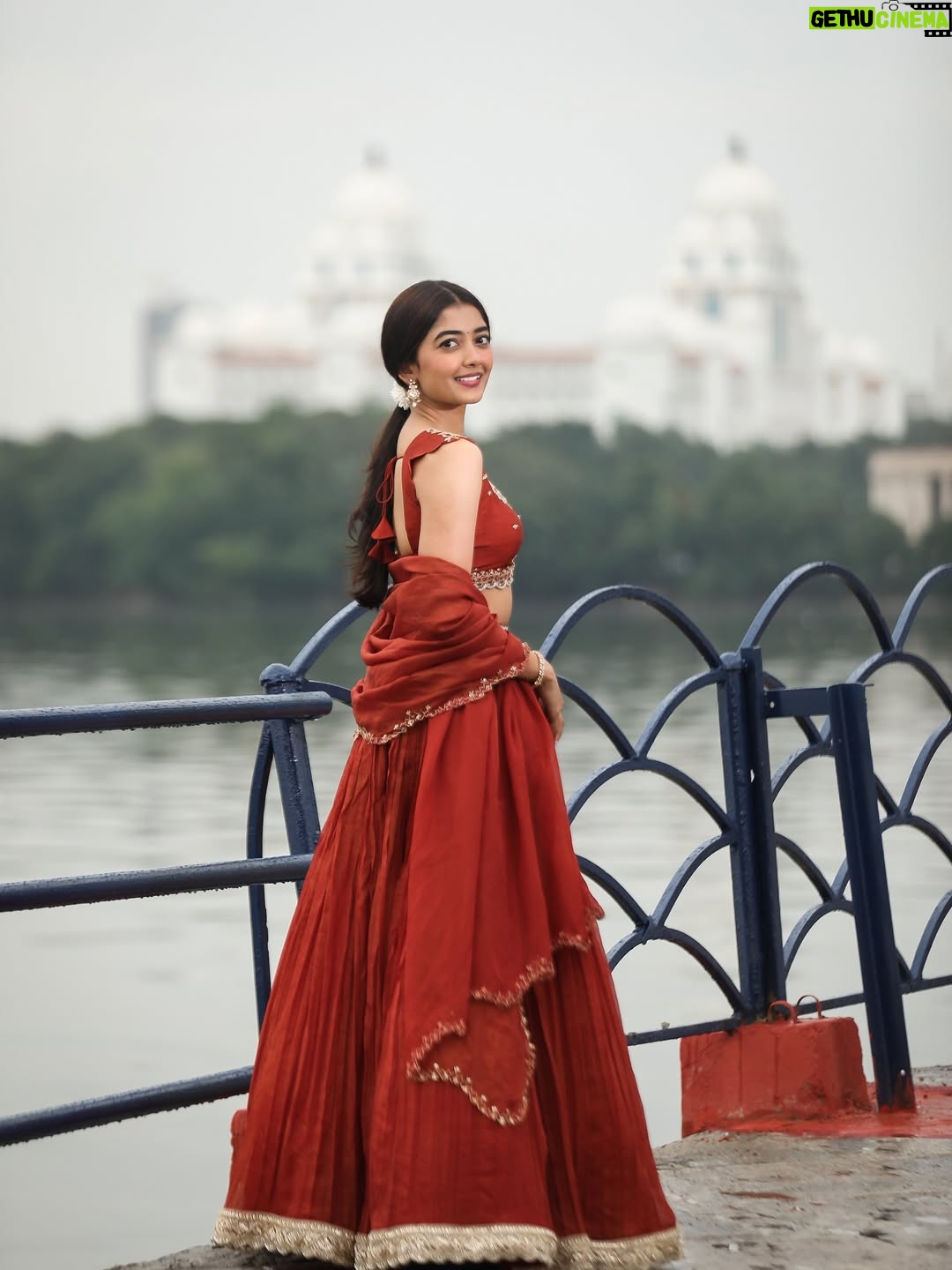 Preethi Pagadala - 57.5K Likes - 🐘 Andariki Happy Vinayaka Chavithi 🐘
.
.
.
.
.
📸: @portraits_by_jan 
👗: @shivanimacharlalabel 
💎: @amyrasilver 
🧍🏻‍♂️: @krishna_22.77