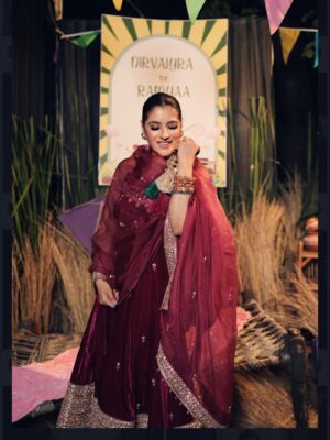 Preeti Chawla Instagram - This song n u 😘😘 @dc.05.01 
Wearing @manharrbynidhighai ❤️❤️