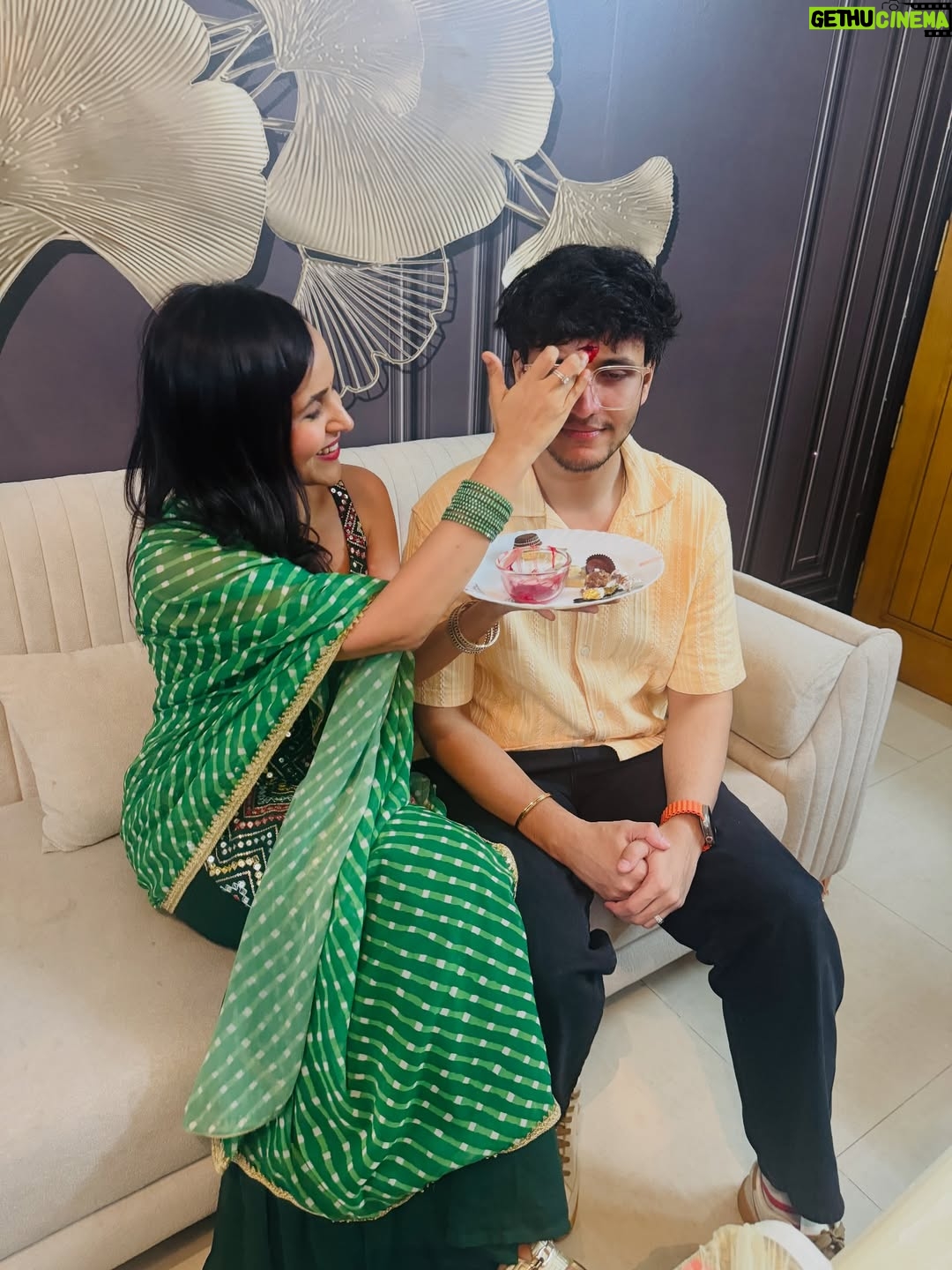 Prerna Malhan - 1 Million Likes - Mandatory Bhai Dooj Post ✌🏼❤️🥹