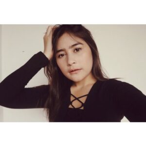 Prilly Latuconsina Instagram - 2016 ternyata udah 10 tahun yang lalu yaa? #throwback2016