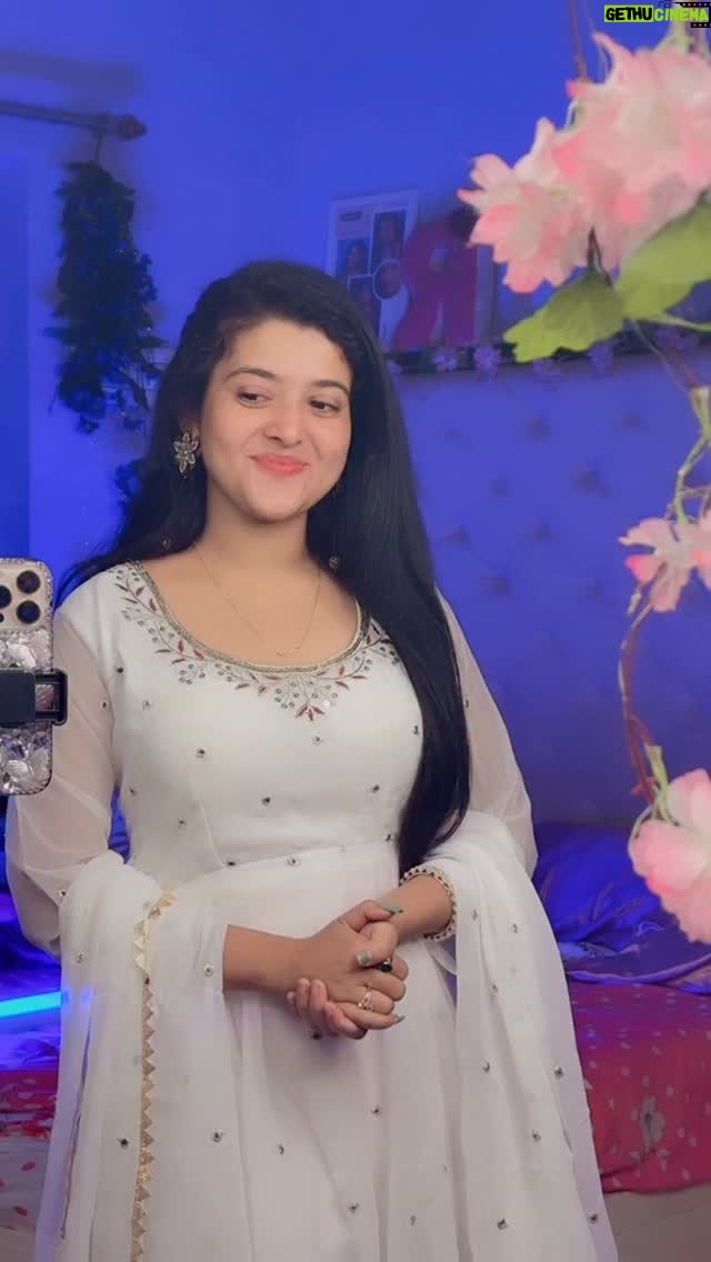 Princess Rose - 24.1K Likes - Kamon hobe amar 🕊️🫠🫣