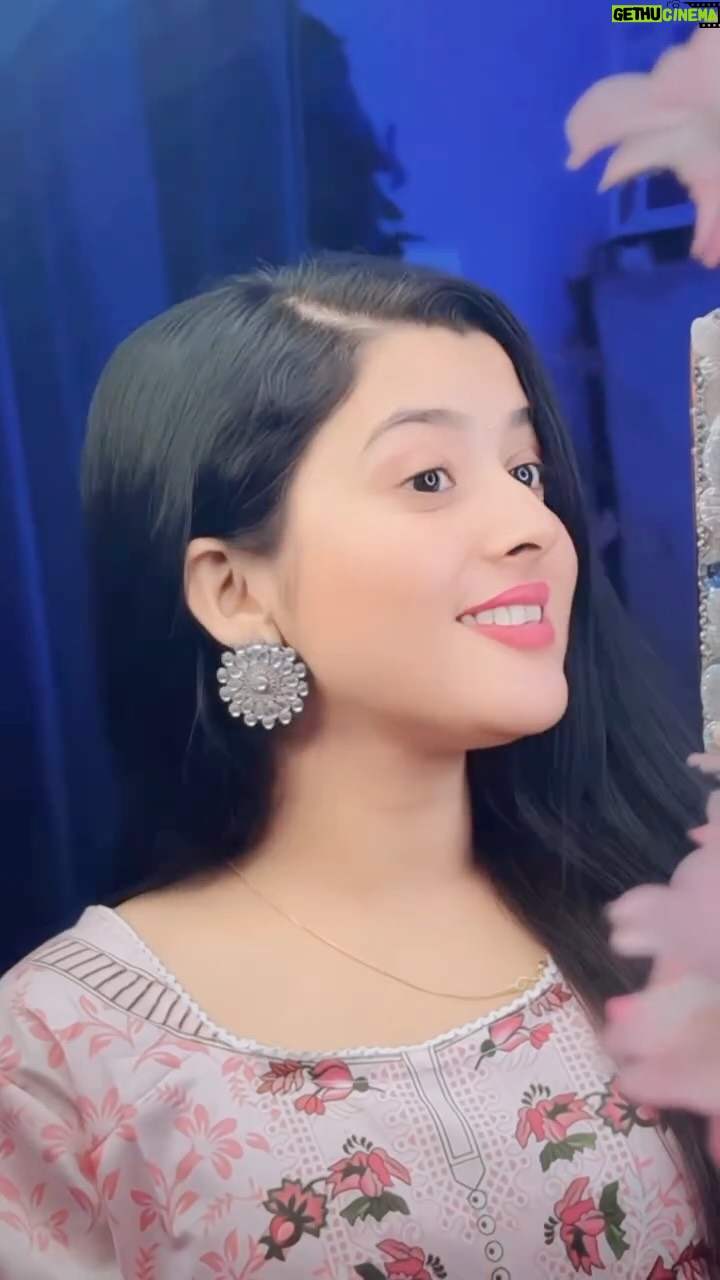 Princess Rose - 29K Likes - Kisise tum pyar karo ❤️🫠