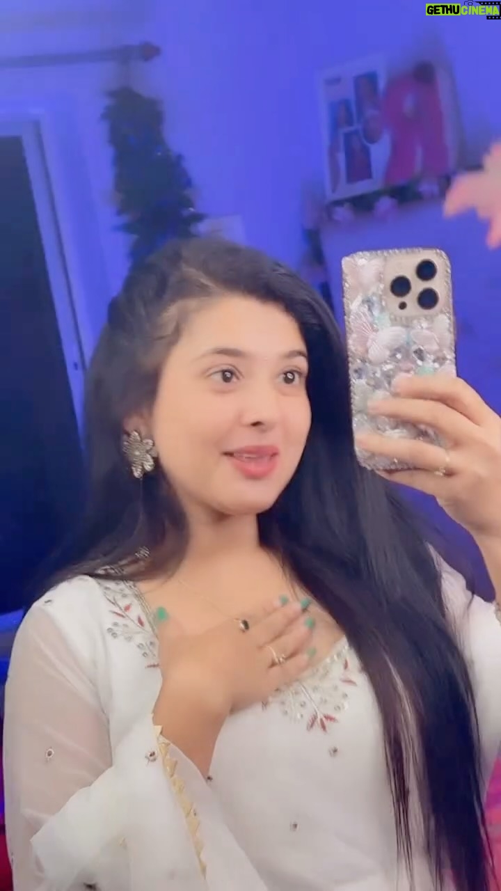 Princess Rose - 78.9K Likes - Hogi aapni sadhi ❤️🫣